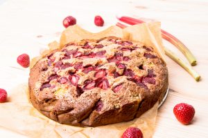 Homemade Strawberry-Rhubarb Upside-Down Cake | Vitacost.com/blog