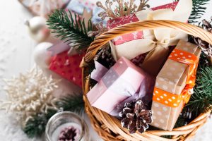 Packaged Vegan-Friendly Gifts in Gift Basket for Holidays | Vitacost.com/Blog
