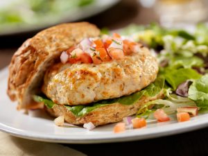Turkey Burger with Salsa and Spinach on Bun | Vitacost.com/blog