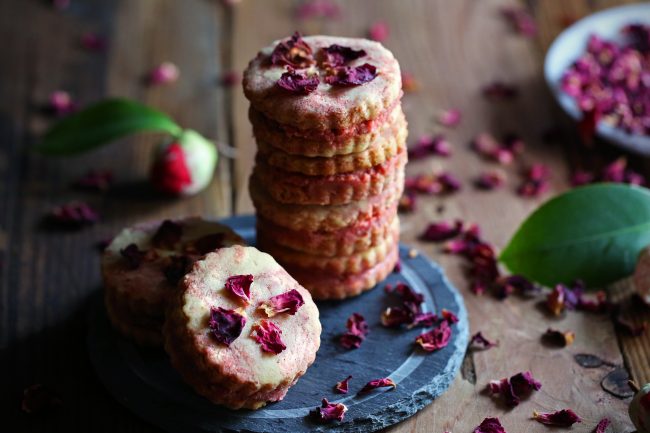 Pretty Pink Gluten-Free Shortbread Cookie Recipe Homemade Spring Marbled Shortbread Cookies with Edible Flowers | Vitacost.com/Blog