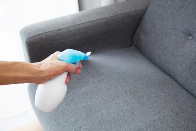 diy-essential-oil-furniture-freshening-spray