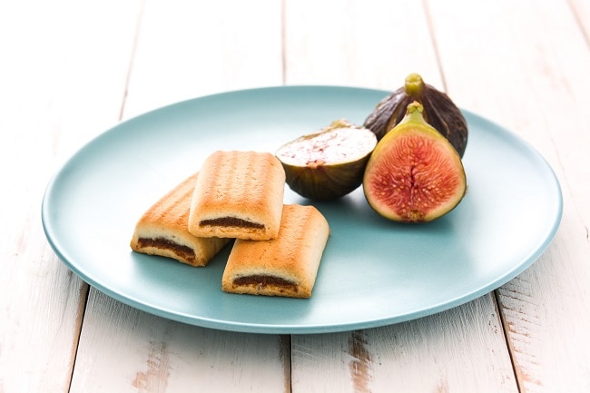 fig-walnut-shortbread-bars