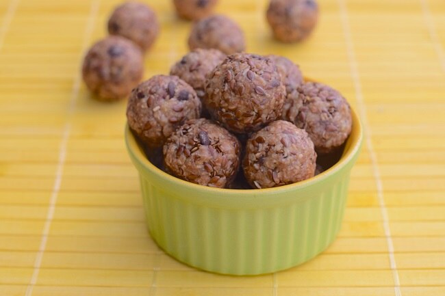 Chocolate-Oat Protein Balls in Small Ramekin | Vitacost.com/blog