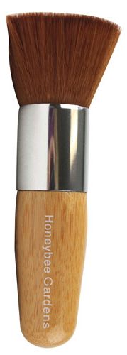 Honeybee Gardens Mini Kabuki Brush | Vitacost.com/Blog