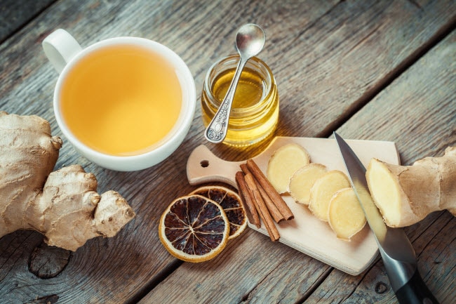 Following Winter Health Tips by Making Tea With Fresh Ginger, Honey and Healing Spices | Vitacost.com/blog