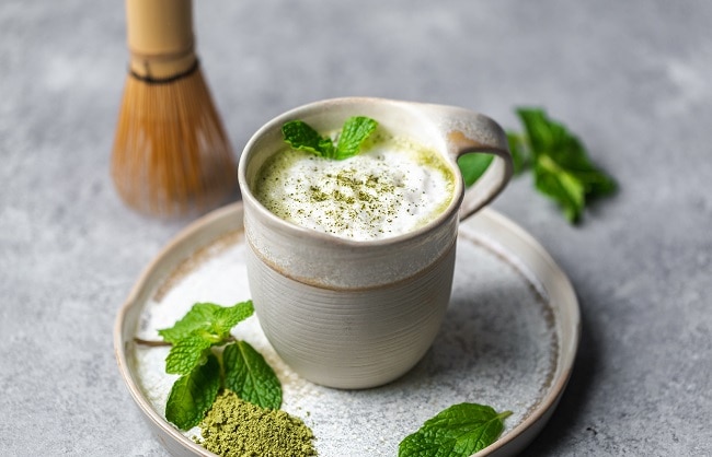 How to Make a Vegan Green Tea Matcha Latte Homemade Dairy-Free Peppermint Matcha Latte | Vitacost.com/Blog