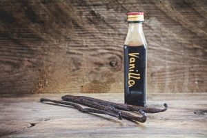 Homemade Vanilla Extract | Vitacost.com/Blog