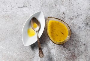 Homemade Salad Dressing Honey-Lemon Vinaigrette with Collagen | Vitacost.com/Blog