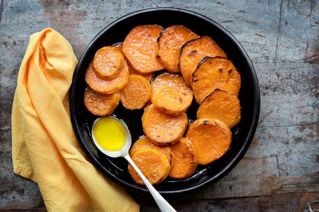 One-Pan Candied Yams Candied Yams in Black Skillet