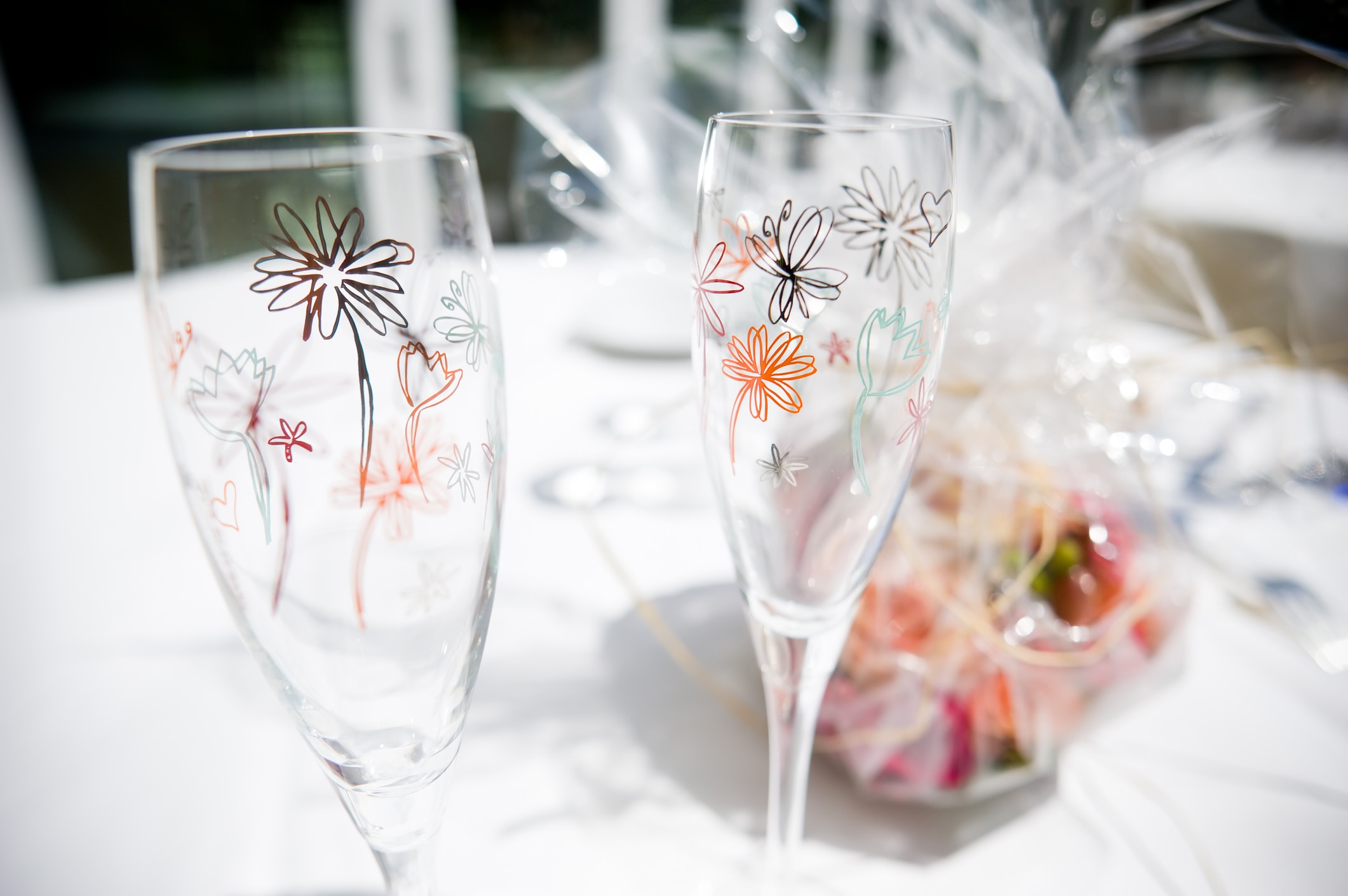 Handpainted Champagne Glasses | Vitacots.com/Blog