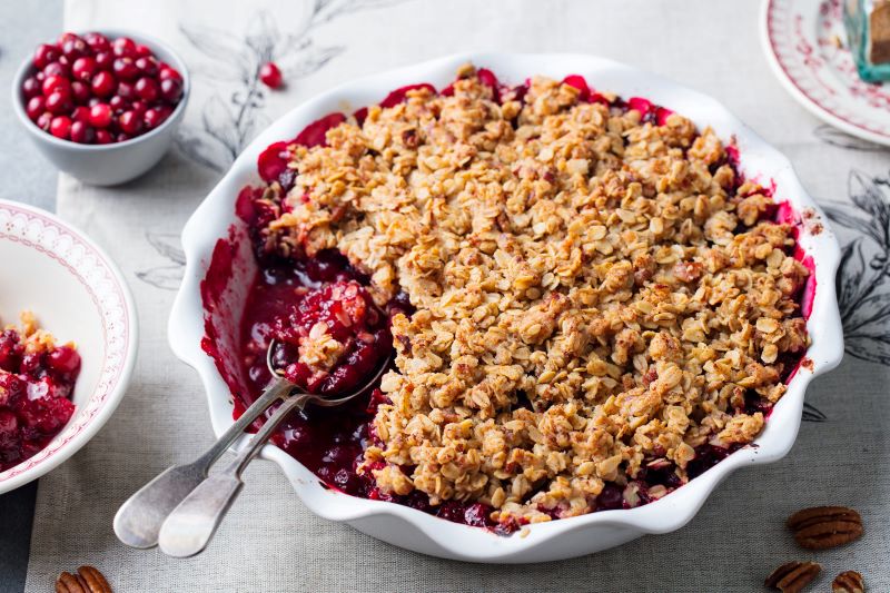 Pear Cranberry Crisp Pear-Cranberry Crisp in White Pie Plate | Vitacost.com/blog