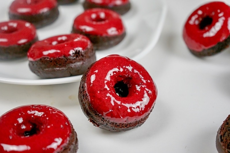 Vegan Hibiscus-Glazed Cocoa Cake Donuts | Vitacost.com/Blog