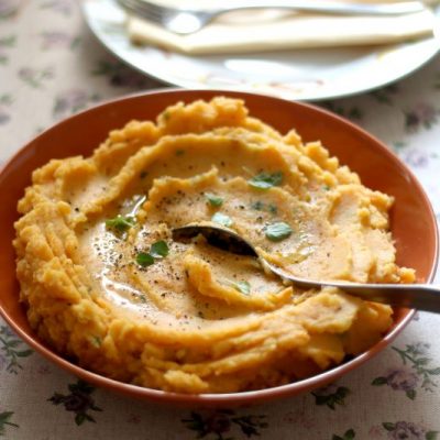 Pumpkin Mashed Potatoes in Orange Bowl | Vitacost.com/blog