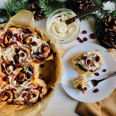 Cranberry-Citrus Cinnamon Rolls with Cream Cheese Icing | Vitacost.com/Blog