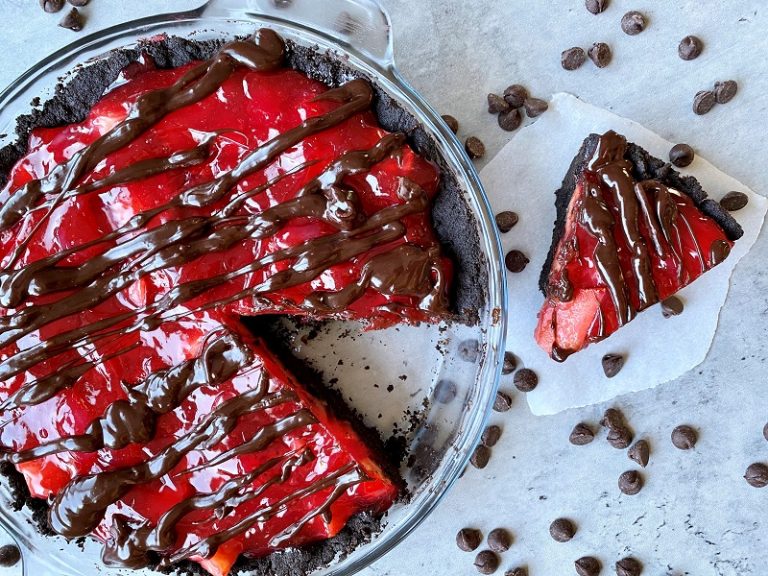 Chocolate Strawberry Pie + Cookie Crumb Crust Vitacost Blog