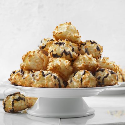 Platter of Piled Chocolate-Drizzled Coconut Macaroons | Vitacost Blog