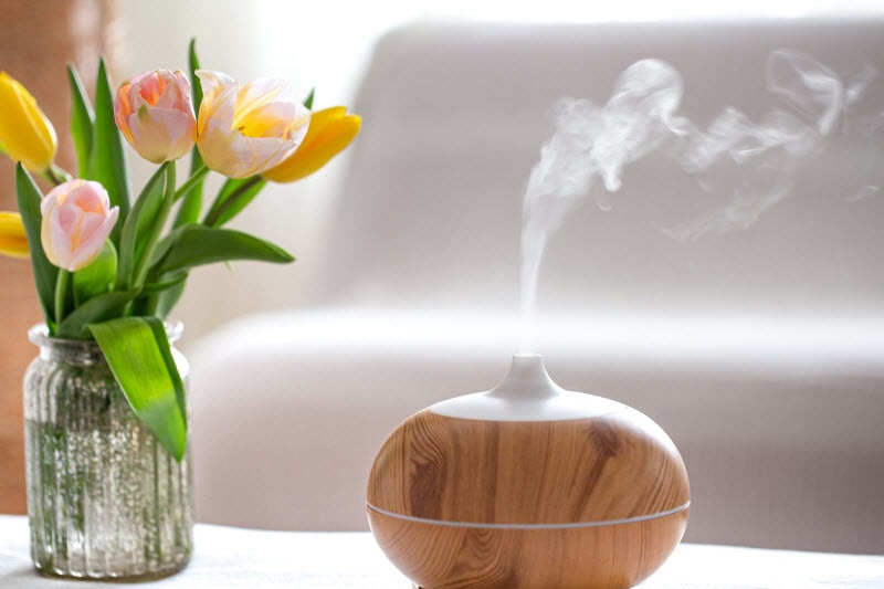 How To Do Aromatherapy At Home: A Beginners Guide