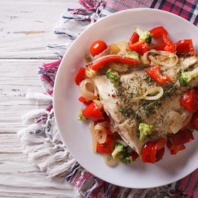Baked Flounder Fillet & Veggies with Thyme on White Plate | Vitacost.com/blog