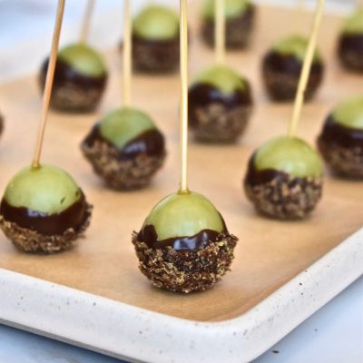 Close-up of Chocolate-Dipped Green Grapes | Vitacost.com/Blog