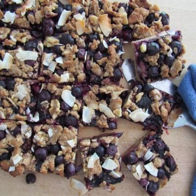Healthy Snack Bars with Tiger Nut Flour & Berries | Vitacost.com/blog