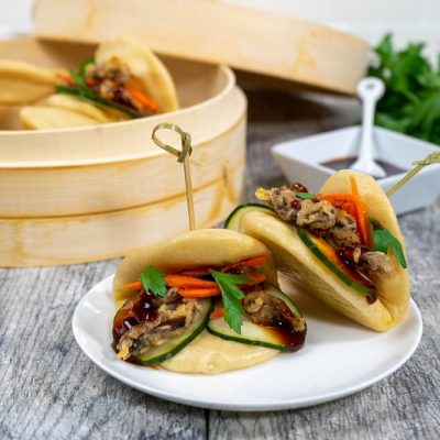 Homemade Vegan Bao Buns Stuffed with Pickled Cucumbers and Carrots, Plus Fried Shiitake Mushrooms and Sauce | Vitacsost.com/Blog