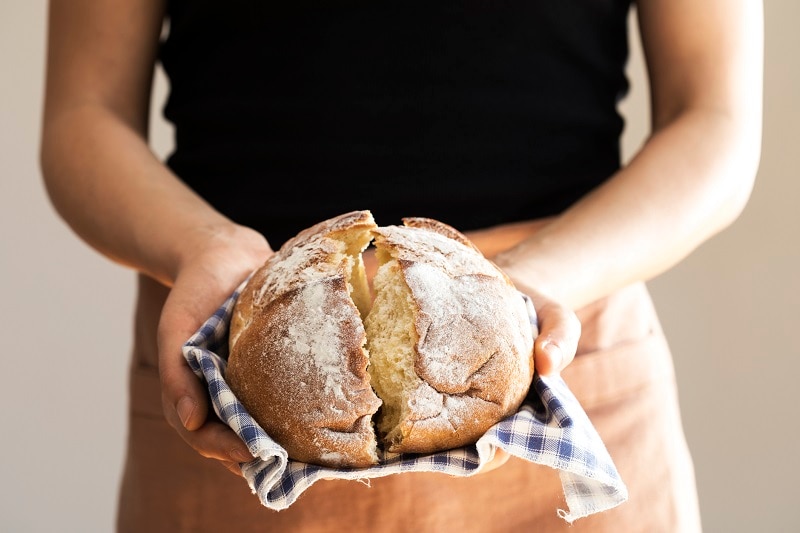 Super Easy Sourdough Bread - Dutch Oven Style - The Wild Gut