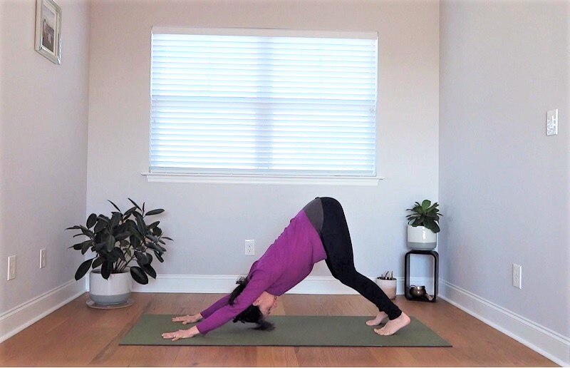 Woman Practicing Mindfulness Yoga Flow to Set Positive Intentions for the New Year | Vitacost.com/Blog