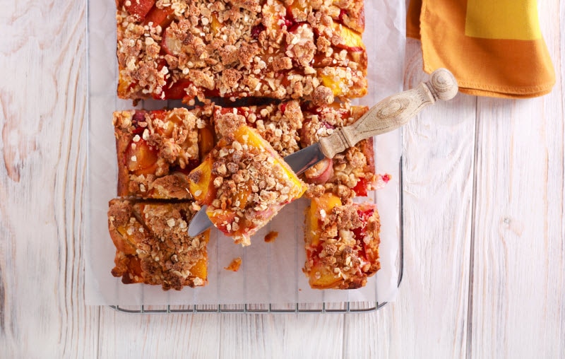 No-Bake Flax & Fruit Cookie Bars | Vitacost.com/blog