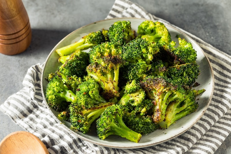 Homemade Air Fryer Broccoli Florets on Plate | Vitacost.com/Blog