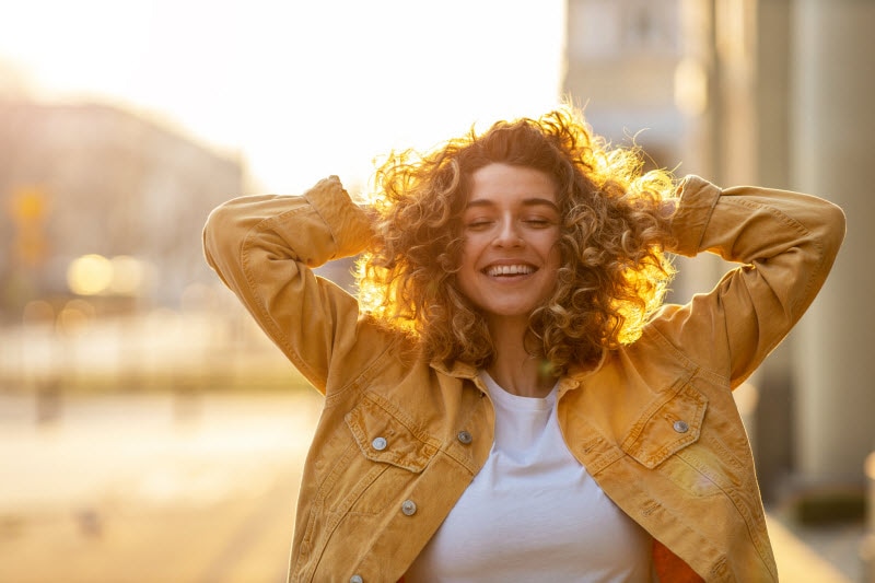 How to Style Curly Hair, According to a Pro