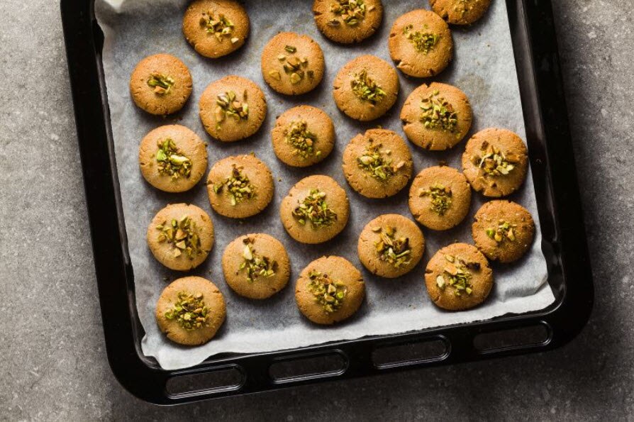 Vegan Almond Pistachio Cookies Vegan Almond-Pistachio Cookies