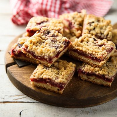 Strawberry Rhubarb Crumble Bars | Vitacost Blog