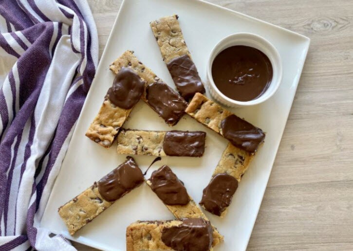 Chocolate Chip Cookie Sticks