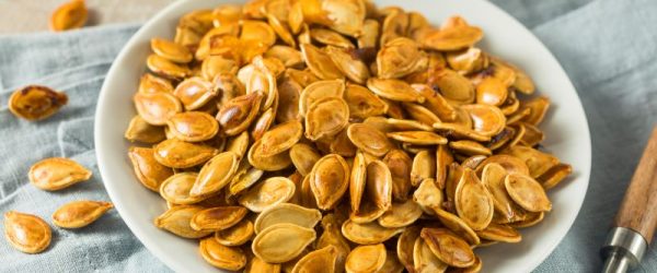 Maple-Cinnamon Roasted Pumpkin Seeds_Resize_Kyra Williams Maple-Cinnamon Roasted Pumpkin Seeds Recipe