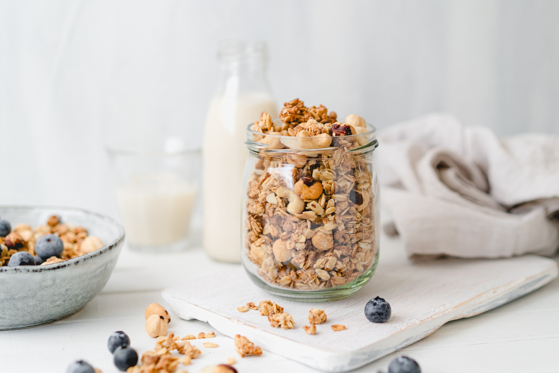 Crunchy granola with nuts