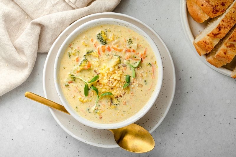Vegan Broccoli Cheddar Soup