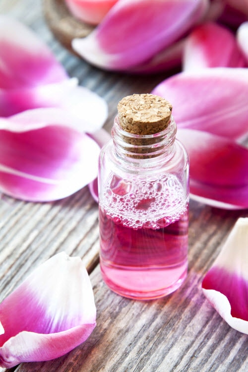 DIY Natural Flower Perfume Oil Made From Fresh Rose Petals