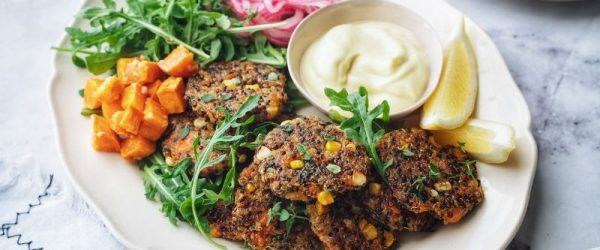 Quinoa Patties With Vegan Mayo and Pickled Red Onions