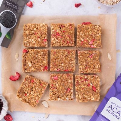 Strawberry Superfood Granola Bars