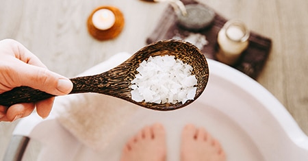 magnesium flakes